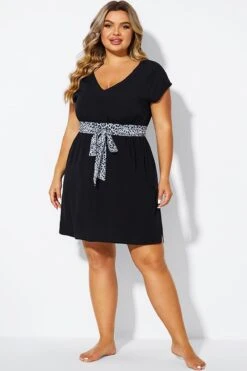 Black V-neck Side Slit Tunic Cover Up 9 Black V-neck Side Slit Tunic Cover Up -Sandy Bikinis Shop b decu036 4