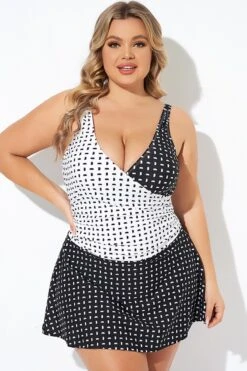 Graphic Pattern Wrap Style Adjustable Straps Swimdress 8 Graphic Pattern Wrap Style Adjustable Straps Swimdress -Sandy Bikinis Shop b desd107001 3