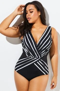 Black V-Neck Streak Modern One Piece Swimsuit -Sandy Bikinis Shop b sfop1911012 4