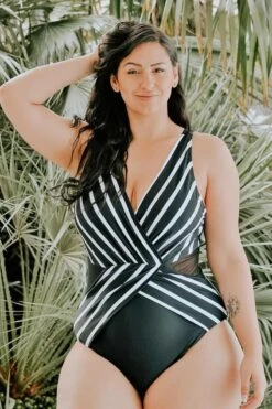 Black V-Neck Streak Modern One Piece Swimsuit -Sandy Bikinis Shop b sfop1911012 7