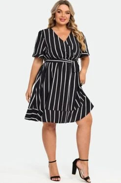 Plus Size Black ＆ White Striped A-Line Midi Dress -Sandy Bikinis Shop c sd037002 6