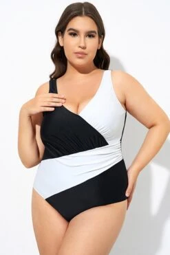 Black And White Plunge V-neckline One Piece Swimsuit -Sandy Bikinis Shop dsc08049